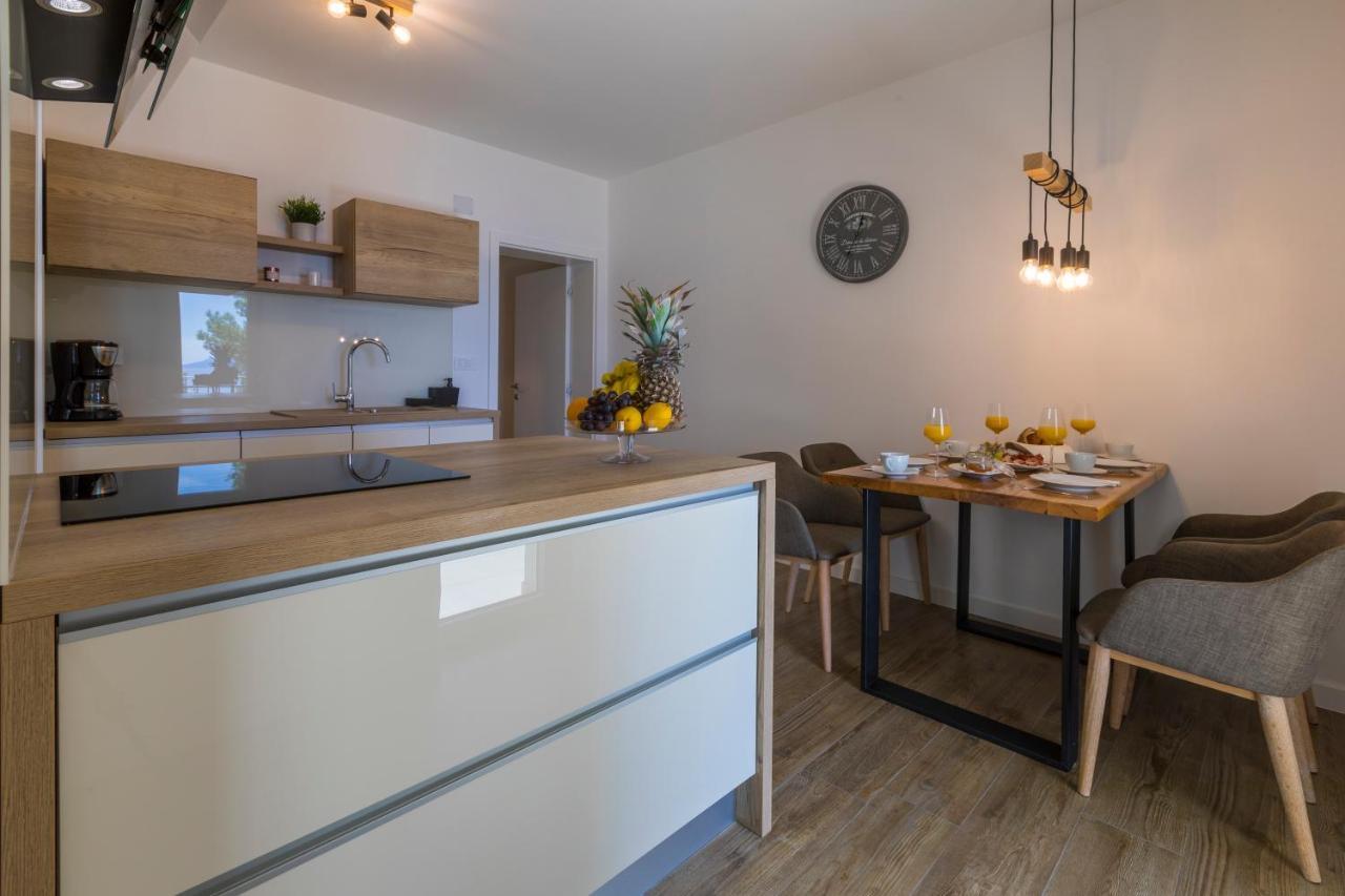 Palace Paulina Apartments Novi Vinodolski Dış mekan fotoğraf