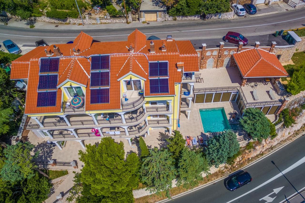 Palace Paulina Apartments Novi Vinodolski Dış mekan fotoğraf
