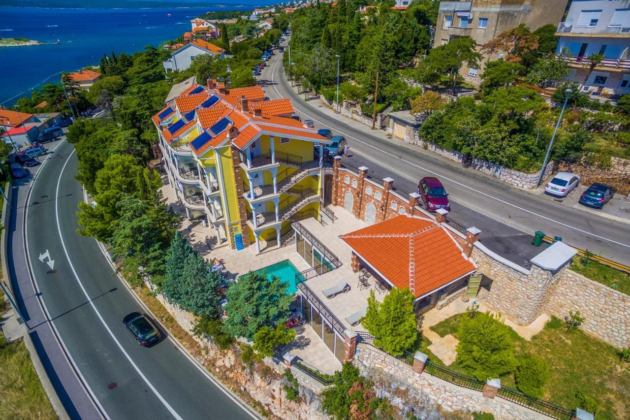 Palace Paulina Apartments Novi Vinodolski Dış mekan fotoğraf